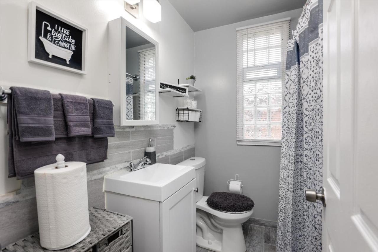 Modern & Cozy East Side Gem ~ Queen Beds ~ Parking Detroit Exterior foto